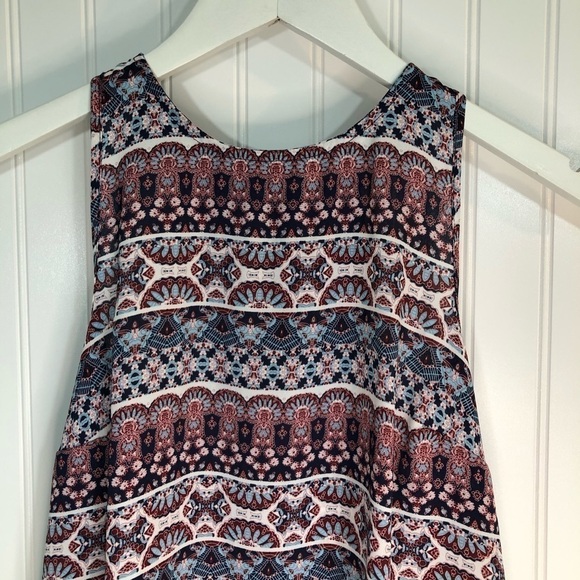 Pink Rose Tops - Pink Rose Juniors Patterned Tank Top with Back Exposed Zipper Size Small